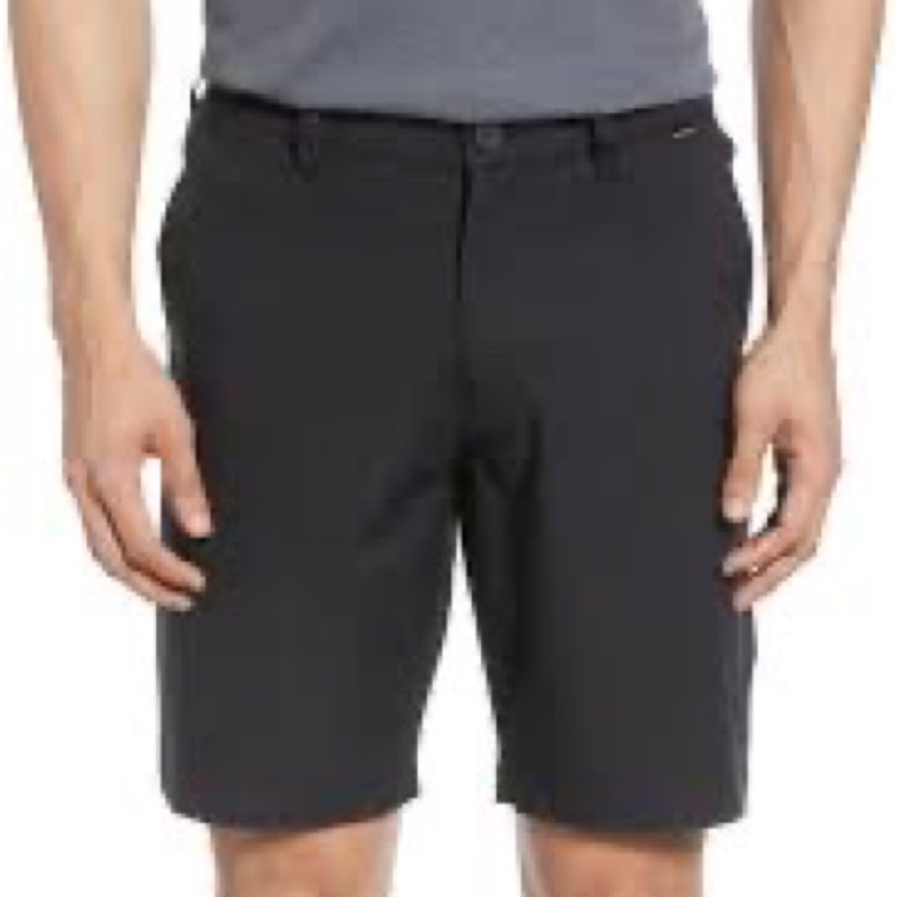Travis Mathew Black 10” Shorts Size 36